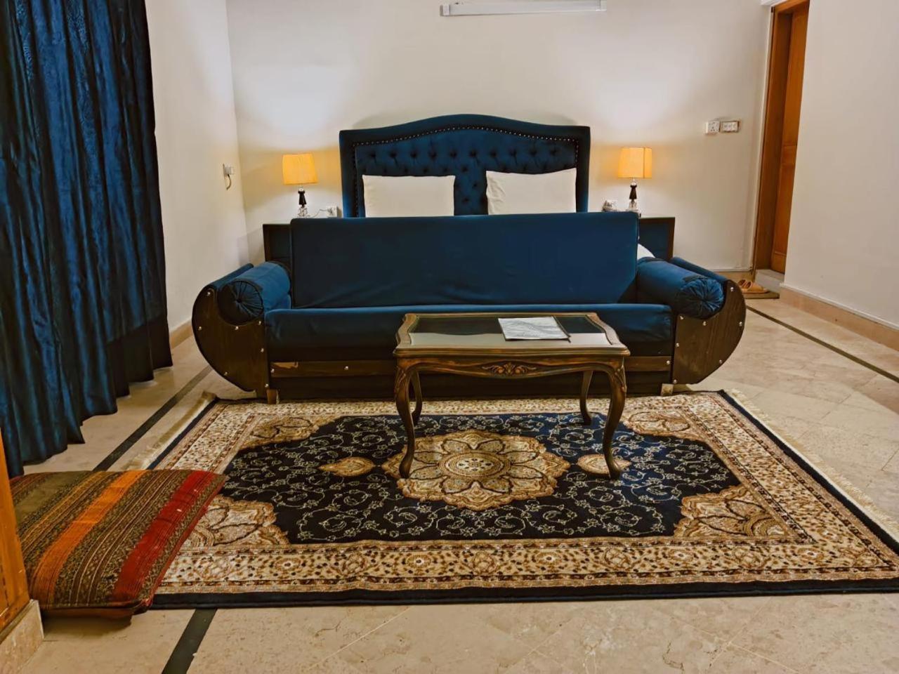 Infinity Villa Islamabad Buitenkant foto