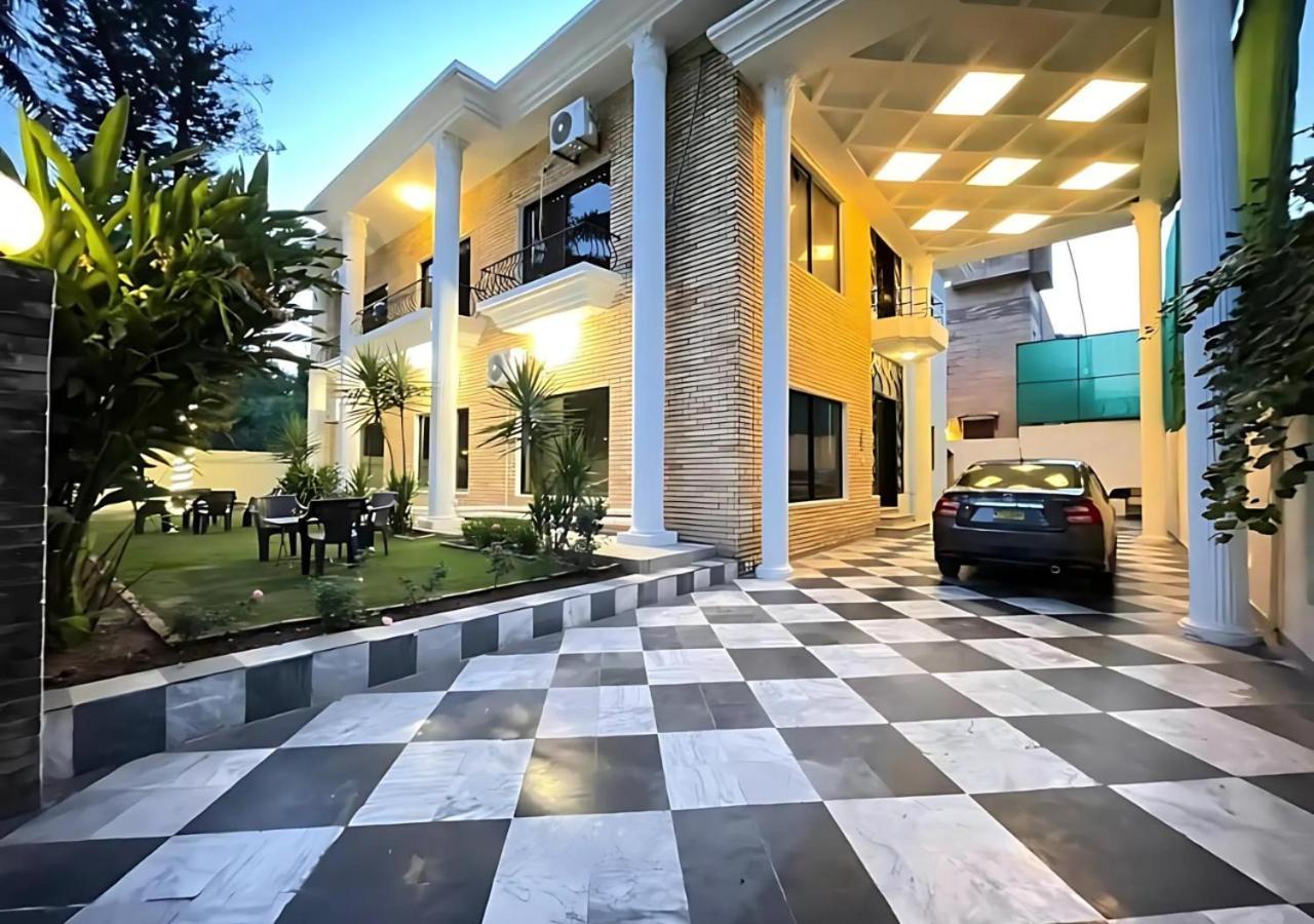 Infinity Villa Islamabad Buitenkant foto